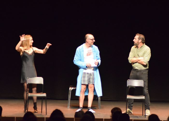 menage_a_trois-teatro-yuzin-granada