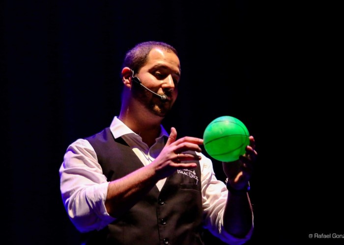 Isaac Deck Magia - Festival de Magia de Granada - Yuzin