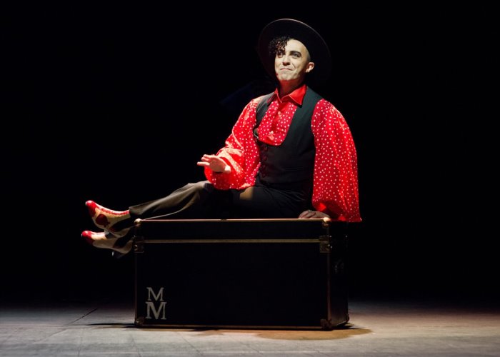 teatro_miguel-de-molina-al-desnudo_teatro-isabel-la-catolica_yuzin-granada