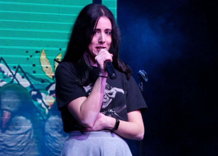 comedia-stand-up-tontina_la-estupenda_yuzin-Granada