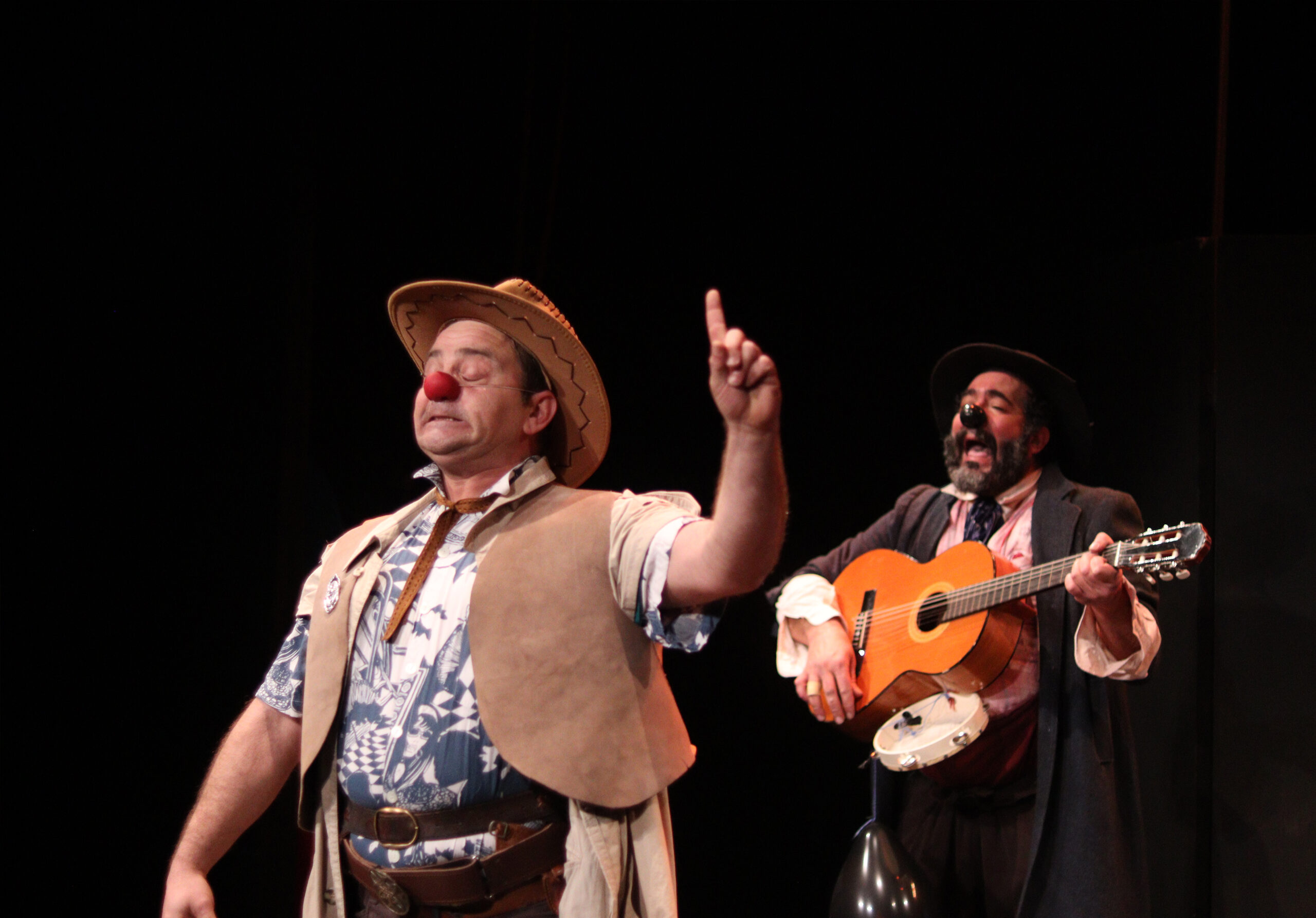 10 comedia_3-sketches_el-apeadero_yuzin-granada
