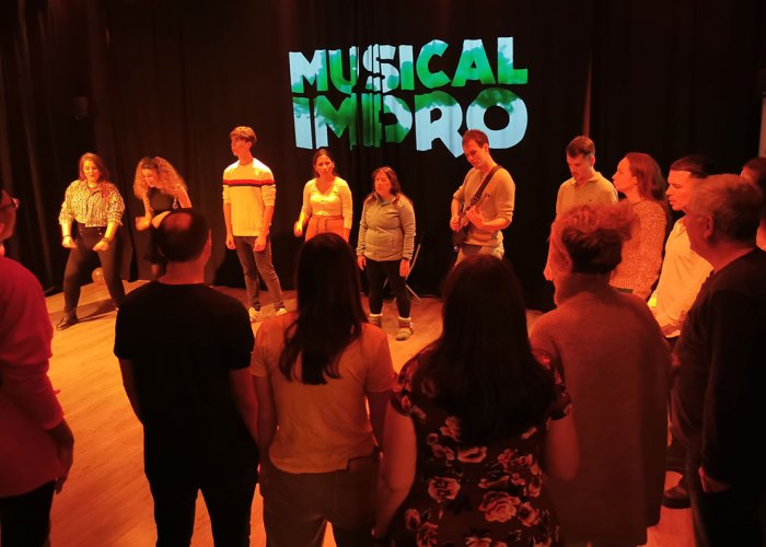 Musical Impro - Entrenamiento para el Gran Coro de Carabanchel - Yuzin - Festival Cruza Carabanchel