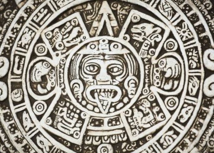charlas sobre civilizazión maya en la biblioteca ana maría matute de carabanchel - Yuzin