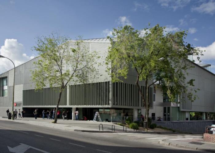 Biblioteca Luis Rosales - yuzin carabanchel - festival cruza