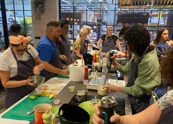 taller-reposteria- Yuzin Granada - Experiencias - Gastronomía