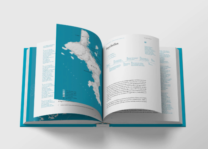 Encuentro literario en Tremenda Librería - Yuzin Granada - Atlas de futuras islas sumergidas