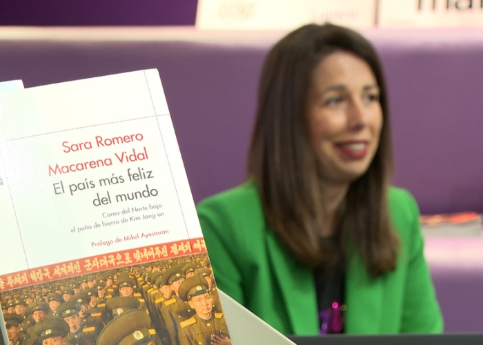 Presentación de libro de Sara Romero en El Trotajueves - Literatura en Carabanchel - Yuzin