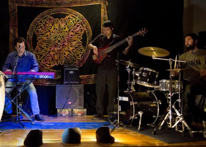 Yahle - Yuzin Granada - Conciertos en Sala Planta Baja