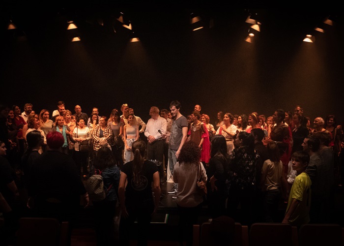 El gran coro de Carabanchel - Musical Impro - Yuzin - cruza carabanchel