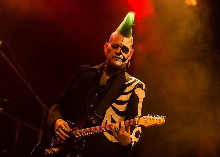 PSYPUNK SURFEST | PUNK, SURF, PSYCHOBILLY, GARAGE Y HARDCORE Gruta 77 Yuzin Carabanchel