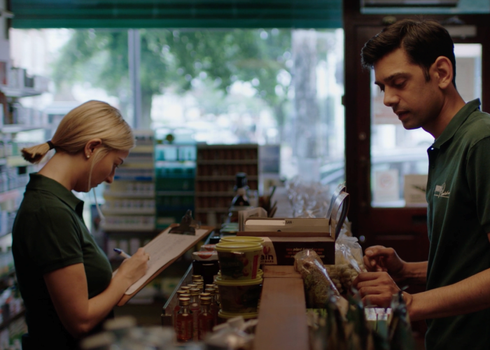 Curiosa Shorts_Sam Baron - La variable - cine - Yuzin Granada