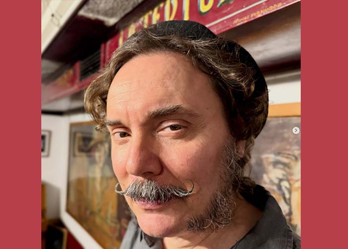 Poesía Que Quise Escribir #92 — La Casa con Libros (La Zubia)